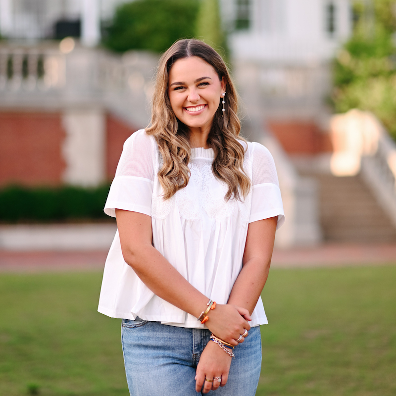 Ella Coons headshot